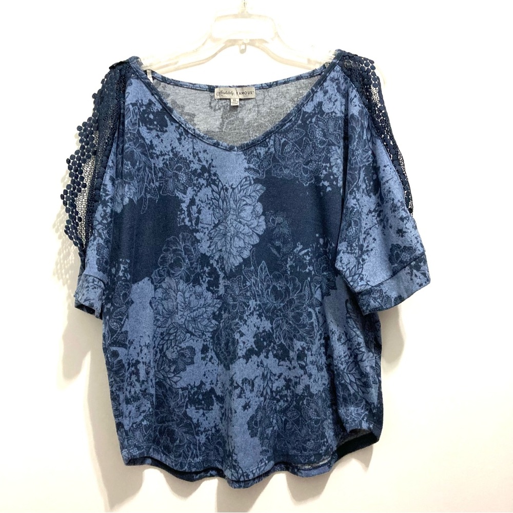 Absolutely Famous Women’s Blue Open Cold Shoulder Lace Crochet Knit Floral